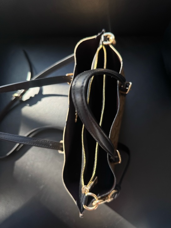 Coach Signature Canvas Tote in Brown with Black Handles. - Picture 5 of 13